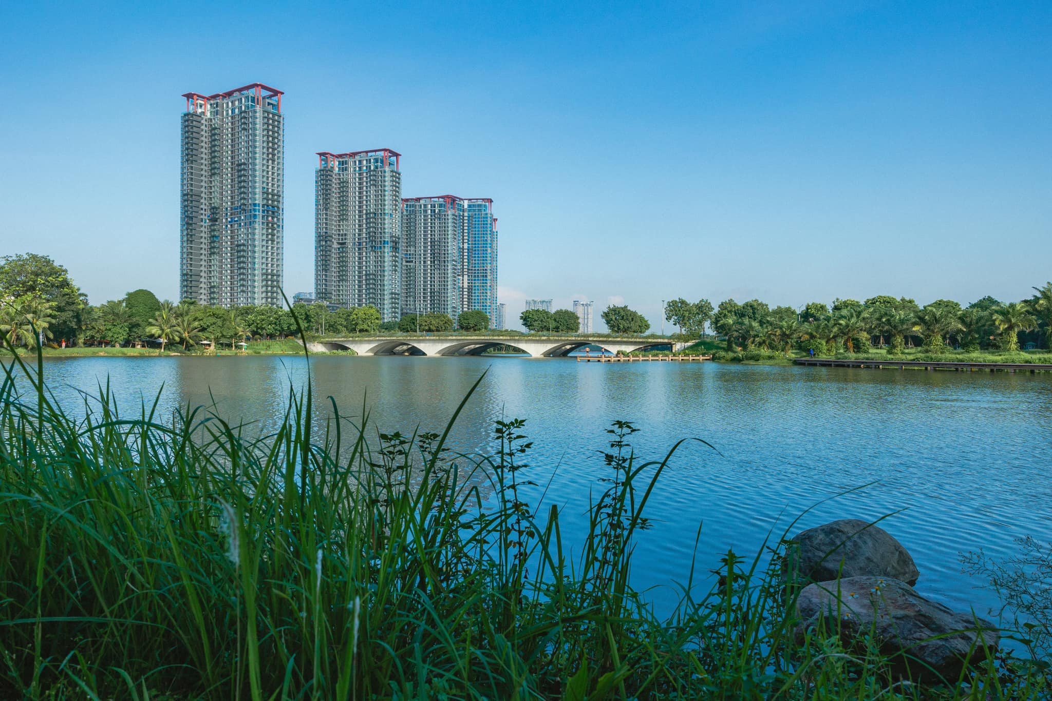 phoi-canh-5-toa-chung-cu-khoang-nong-ecopark-02